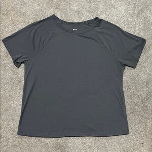 Title Nine Grey Hiking Athletic Biking T Shirt Small